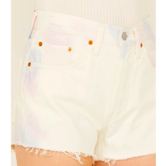 EUC LEVI'S WOMEN'S TIE DYE 501 ORIGINAL DENIM BUTTON-DOWN CUTOFF SHORTS 28 - Picture 1 of 10